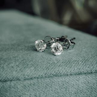 Ohrstecker by Nayhera